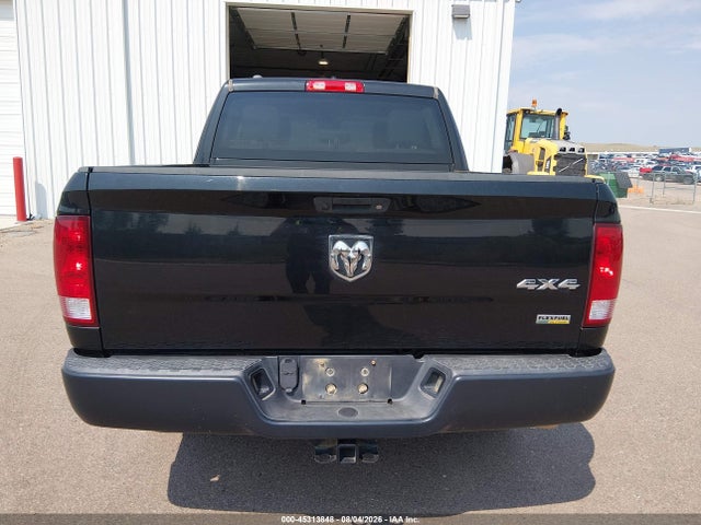 1C6RR7KG8JS318980 RAM 1500 Tradesman 4x4 5&#039;7 Box