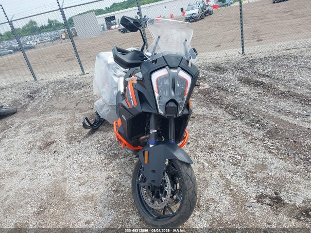 KTM 1290 Super Adventure S 2023 VBKV79400PM966334 Image 5
