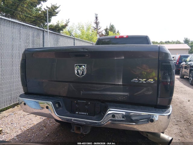 45313882 :رقم المزاد ، 3C6UR5HL2HG702497 vin ، 2017 Ram 2500 Tradesman  4x4 8' Box مزاد بيع