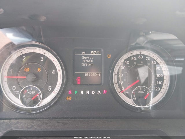 45313882 :رقم المزاد ، 3C6UR5HL2HG702497 vin ، 2017 Ram 2500 Tradesman  4x4 8' Box مزاد بيع