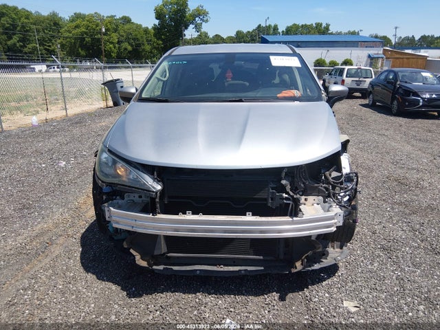 45313923 :رقم المزاد ، 2C4RC1CG3JR132352 vin ، 2018 Chrysler Pacifica Lx مزاد بيع