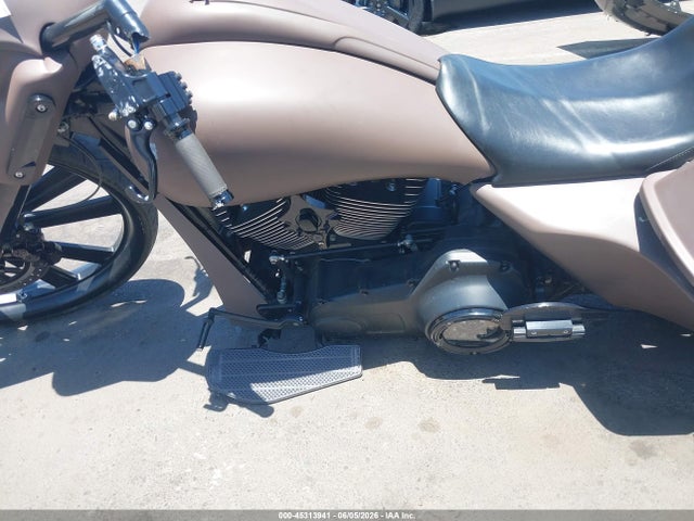 Aukcja sprzedaży 2008 Harley-davidson Flhrc 105th Anniversary Edition, vin: 1HD1FR4438Y604948, numer aukcji: 45313941