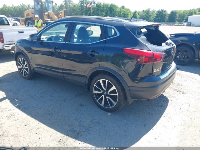 2017 Nissan Rogue Sport Sl მანქანა იყიდება აუქციონზე, vin: JN1BJ1CR3HW127455, აუქციონის ნომერი: 45313945