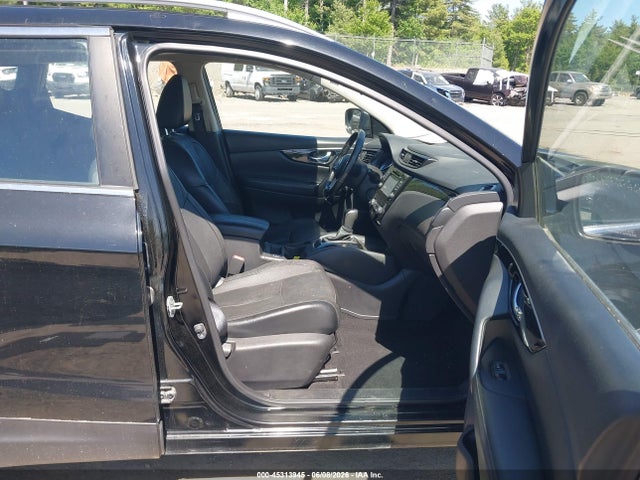 2017 Nissan Rogue Sport Sl მანქანა იყიდება აუქციონზე, vin: JN1BJ1CR3HW127455, აუქციონის ნომერი: 45313945