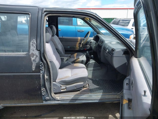 45313951 :رقم المزاد ، JN8HD17Y9RW229512 vin ، 1994 Nissan Pathfinder Le/se/xe مزاد بيع