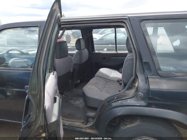 45313951 :رقم المزاد ، JN8HD17Y9RW229512 vin ، 1994 Nissan Pathfinder Le/se/xe مزاد بيع