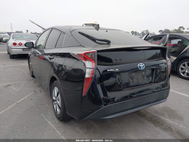 Toyota Prius Three 2016 JTDKARFU8G3020767 Image 3