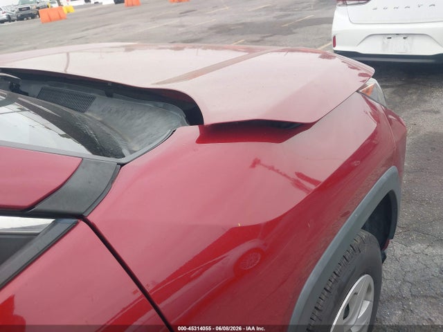 Toyota RAV4 LE 2019 2T3H1RFV2KW012589 Image 17