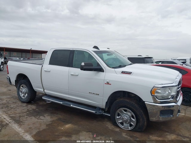 45314082 :رقم المزاد ، 3C6UR5DL2MG628546 vin ، 2021 Ram 2500 Big Horn  4x4 6'4 Box مزاد بيع