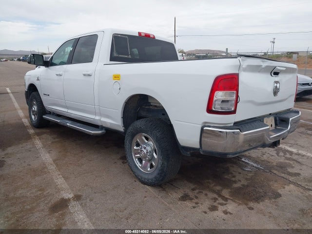 45314082 :رقم المزاد ، 3C6UR5DL2MG628546 vin ، 2021 Ram 2500 Big Horn  4x4 6'4 Box مزاد بيع