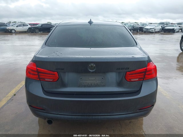 45314151 :رقم المزاد ، WBA8A3C59JA499866 vin ، 2018 Bmw 320i Xdrive مزاد بيع
