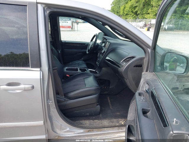 Продажа на аукционе авто 2014 Chrysler Town & Country S, vin: 2C4RC1HG2ER469223, номер лота: 45314159