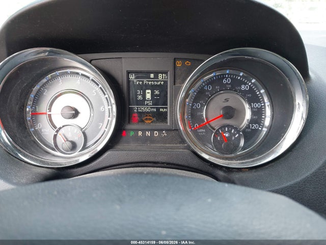 Продажа на аукционе авто 2014 Chrysler Town & Country S, vin: 2C4RC1HG2ER469223, номер лота: 45314159