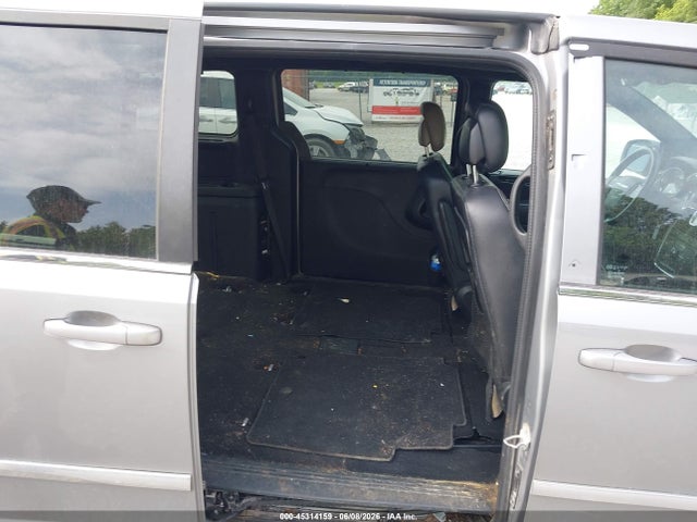 Продажа на аукционе авто 2014 Chrysler Town & Country S, vin: 2C4RC1HG2ER469223, номер лота: 45314159