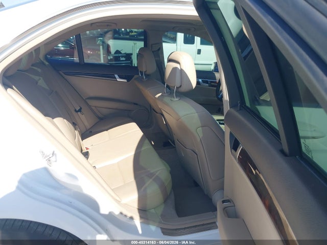 Aukcja sprzedaży 2013 Mercedes-benz C 250 Sport, vin: WDDGF4HB3DR272057, numer aukcji: 45314163