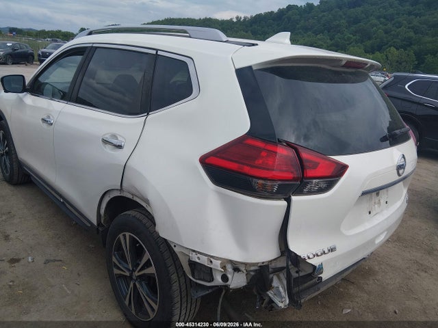 Auction sale of the 2017 Nissan Rogue Sl, vin: 5N1AT2MV2HC761244, lot number: 45314230