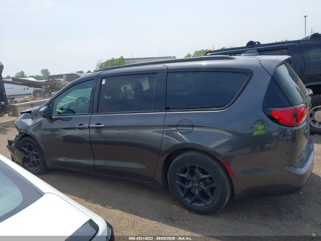 Продаж на аукціоні авто 2019 Chrysler Pacifica Touring L Plus, vin: 2C4RC1EG7KR528704, номер лоту: 45314232