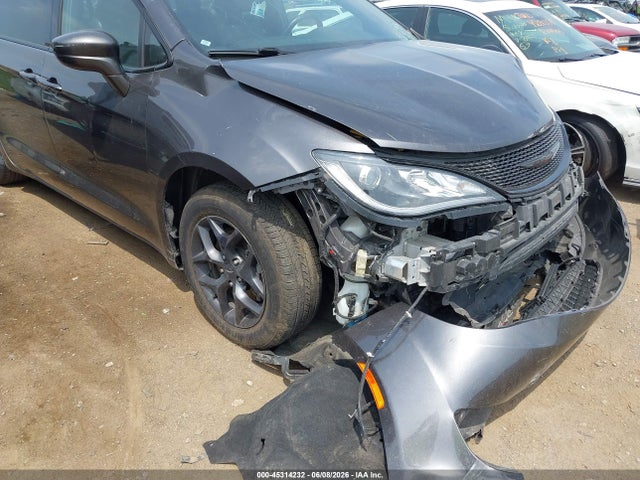 Продажа на аукционе авто 2019 Chrysler Pacifica Touring L Plus, vin: 2C4RC1EG7KR528704, номер лота: 45314232