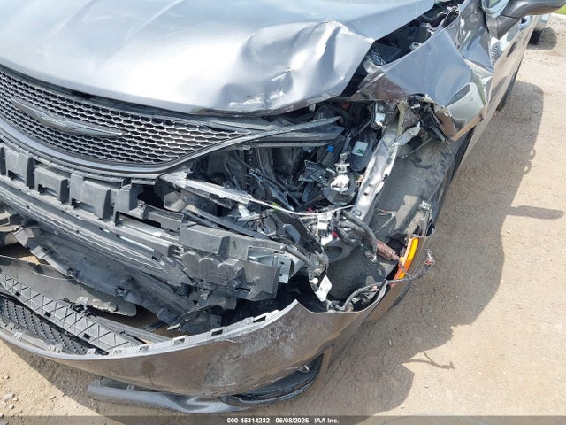 Продаж на аукціоні авто 2019 Chrysler Pacifica Touring L Plus, vin: 2C4RC1EG7KR528704, номер лоту: 45314232