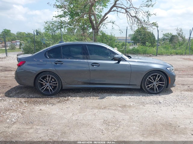Продаж на аукціоні авто 2019 Bmw 330i Xdrive, vin: WBA5R7C56KAJ81448, номер лоту: 45314236