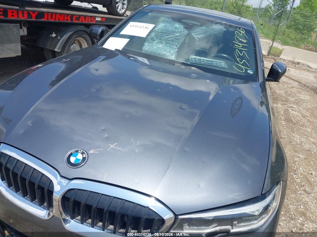 Продаж на аукціоні авто 2019 Bmw 330i Xdrive, vin: WBA5R7C56KAJ81448, номер лоту: 45314236