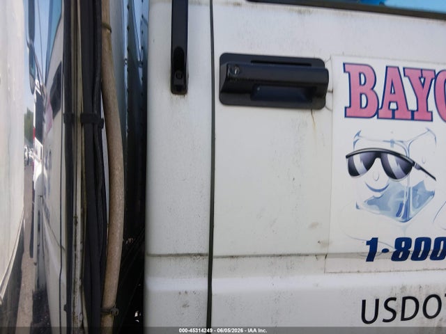 45314249 :رقم المزاد ، 1GDJ6H1C4YJ513330 vin ، 2000 Gmc Tc6h042 مزاد بيع