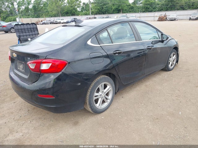 45314251 :رقم المزاد ، 1G1BE5SM0J7236401 vin ، 2018 Chevrolet Cruze Lt Auto مزاد بيع