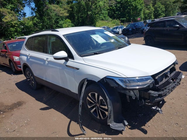 2024 Volkswagen Tiguan 2.0t S მანქანა იყიდება აუქციონზე, vin: 3VVFB7AX9RM032935, აუქციონის ნომერი: 45314315