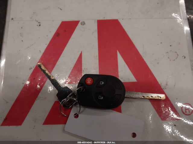 Ford ESCAPE SE 2017 1FMCU9GD5HUF07989 Image 11