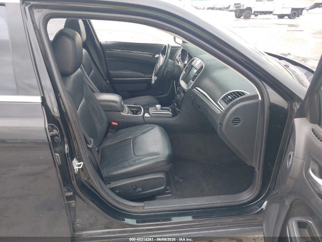 Продаж на аукціоні авто 2016 Chrysler 300 Anniversary Edition, vin: 2C3CCAAG9GH123702, номер лоту: 45314361