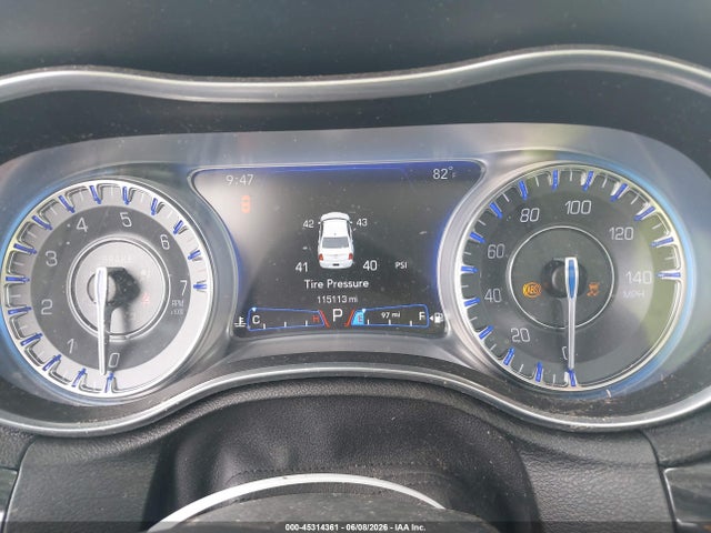 Продаж на аукціоні авто 2016 Chrysler 300 Anniversary Edition, vin: 2C3CCAAG9GH123702, номер лоту: 45314361