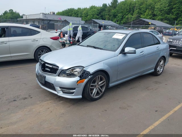 Aukcja sprzedaży 2014 Mercedes-benz C 300 Sport 4matic, vin: WDDGF8AB2EG246693, numer aukcji: 45314363