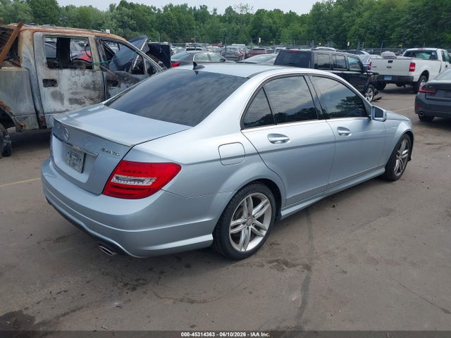 Aukcja sprzedaży 2014 Mercedes-benz C 300 Sport 4matic, vin: WDDGF8AB2EG246693, numer aukcji: 45314363