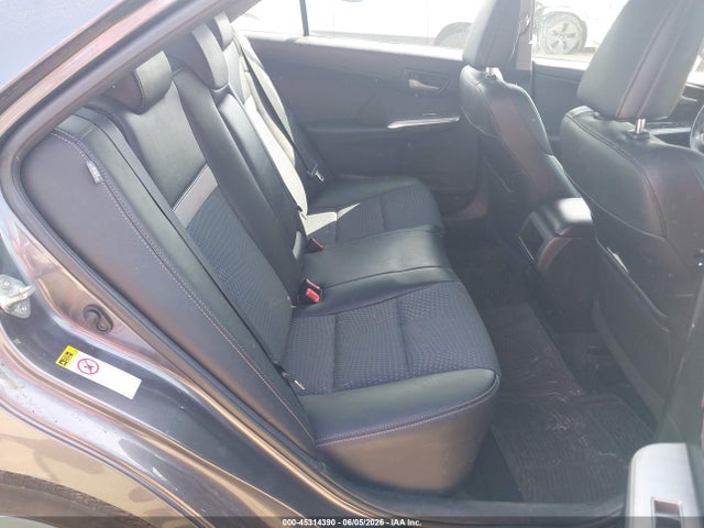 4T1BF1FK1EU323166 Toyota CAMRY SE