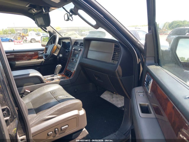 45314412 :رقم المزاد ، 5LMJJ3J56BEJ09624 vin ، 2011 Lincoln Navigator L مزاد بيع