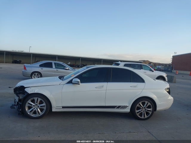 Aukcja sprzedaży 2013 Mercedes-benz C 250 Luxury, vin: WDDGF4HB8DA860115, numer aukcji: 45314531