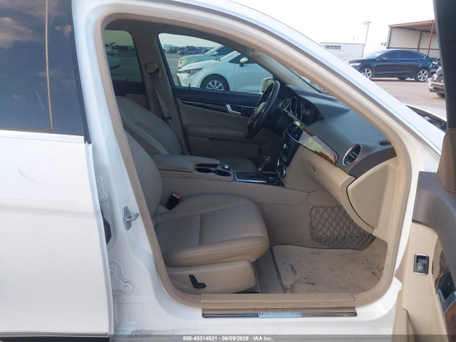 Aukcja sprzedaży 2013 Mercedes-benz C 250 Luxury, vin: WDDGF4HB8DA860115, numer aukcji: 45314531