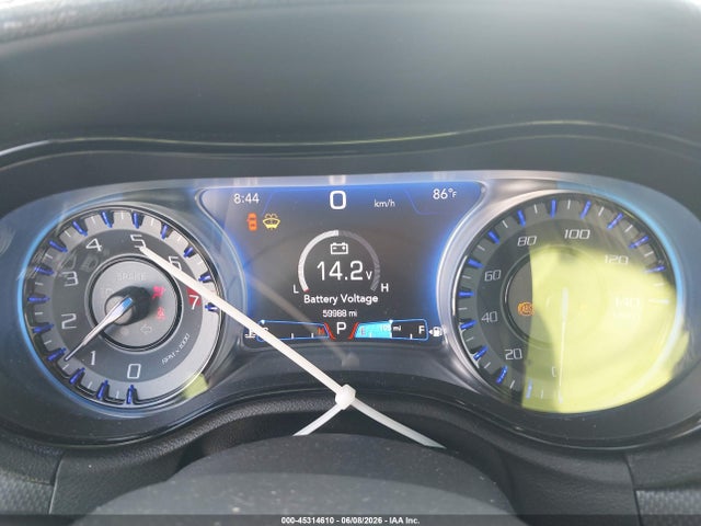 45314610 :رقم المزاد ، 2C3CCABG3FH908861 vin ، 2015 Chrysler 300 300s مزاد بيع