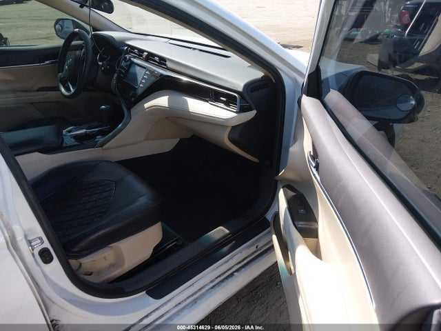 45314629 :رقم المزاد ، 4T1B31HK1KU516712 vin ، 2019 Toyota Camry Hybrid Le مزاد بيع