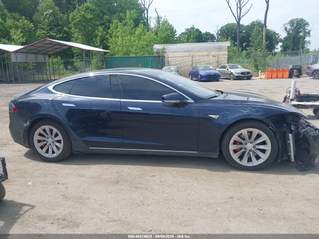 Продажа на аукционе авто 2014 Tesla Model S P85d, vin: 5YJSA1H2XEFP65808, номер лота: 45314633
