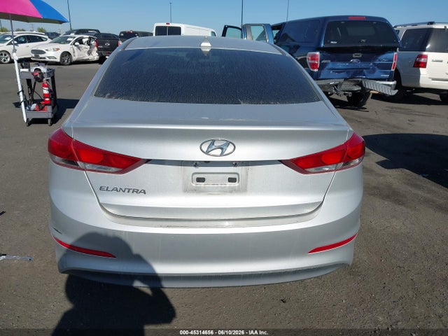Hyundai ELANTRA SEL 2018 5NPD84LF9JH342472 Image 17