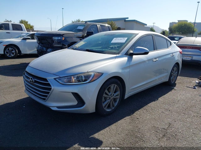 Hyundai ELANTRA SEL 2018 5NPD84LF9JH342472 Image 2