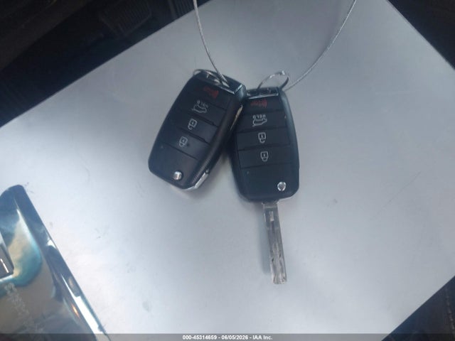 KIA SOUL + 2018 KNDJP3A58J7603248 Image 11