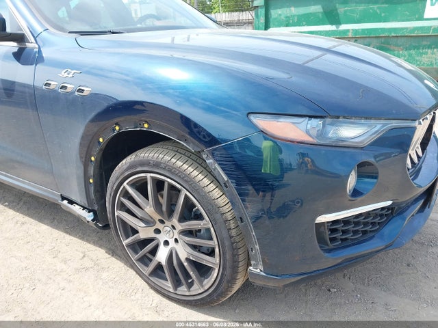 Продажа на аукционе авто 2022 Maserati Levante Gt, vin: ZN661XUA8NX397702, номер лота: 45314663