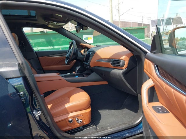 Продажа на аукционе авто 2022 Maserati Levante Gt, vin: ZN661XUA8NX397702, номер лота: 45314663