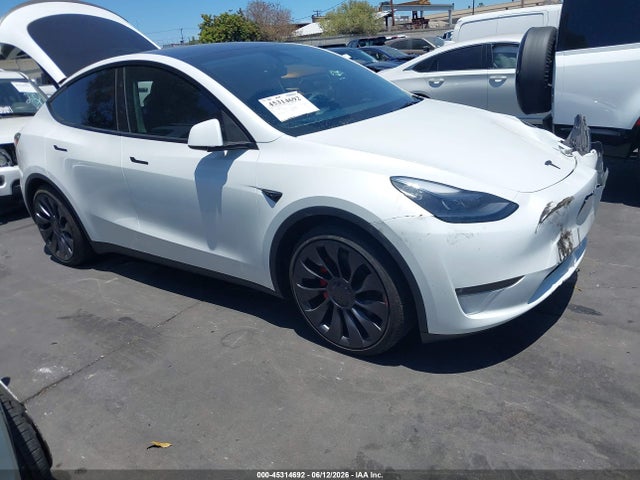 Auction sale of the 2024 Tesla Model Y Performance Dual Motor All-wheel Drive, vin: 7SAYGDEF9RF126958, lot number: 45314692
