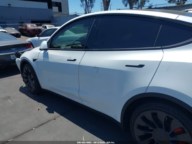 Auction sale of the 2024 Tesla Model Y Performance Dual Motor All-wheel Drive, vin: 7SAYGDEF9RF126958, lot number: 45314692