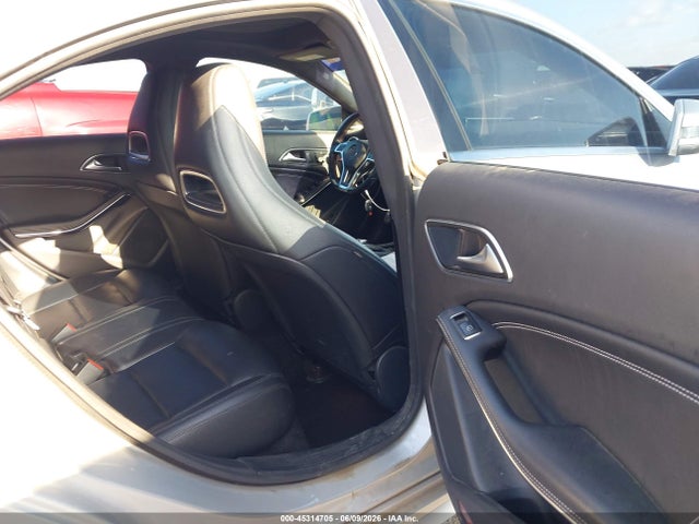 45314705 :رقم المزاد ، WDDSJ4EB9EN035014 vin ، 2014 Mercedes-benz Cla 250 مزاد بيع