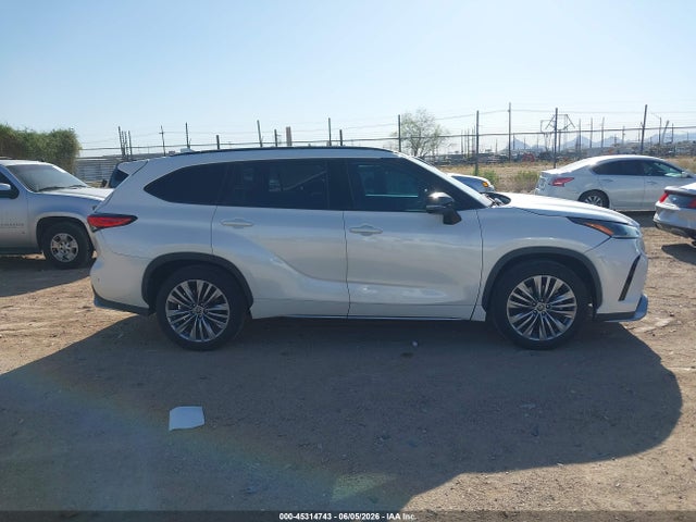 Toyota Highlander Xse 2021 5TDJZRAH0MS045493 Image 13