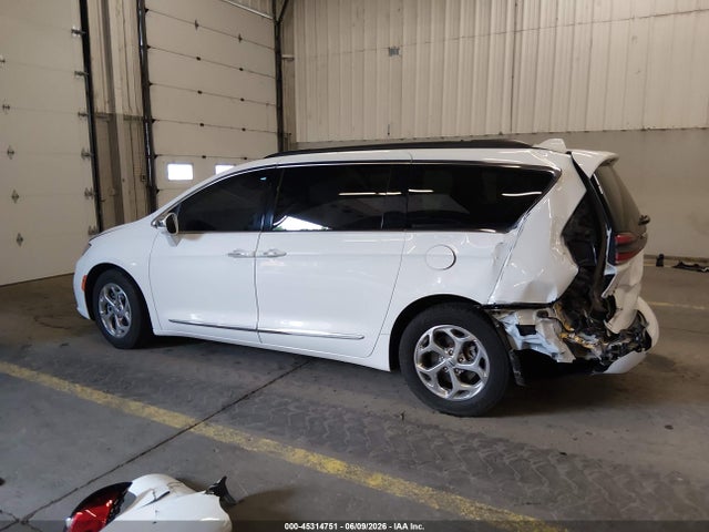 2C4RC1GG6NR122091 Chrysler Pacifica Limited